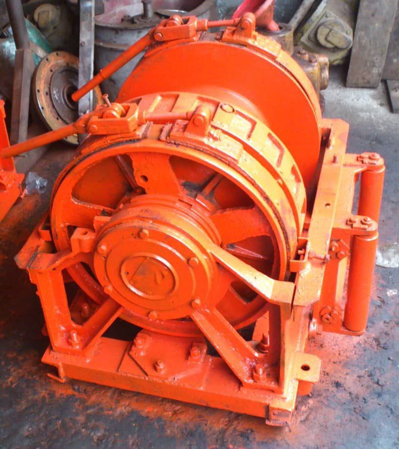 تصویر وینچ LVD13